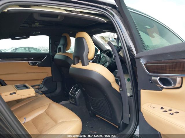LVY982MK5JP030149 Volvo S90 T5 Momentum