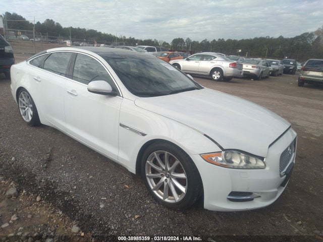 2011 JAGUAR XJ SAJWA1CB2BLV08130 Photo 0