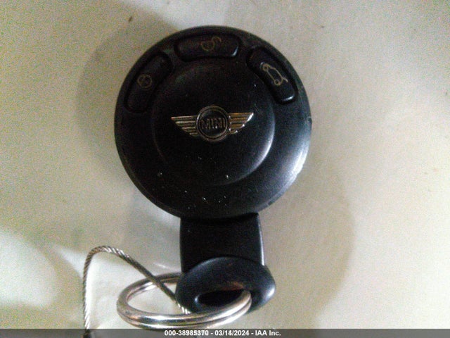 2010 MINI COOPER S WMWMF7C51ATZ74373 Photo 10