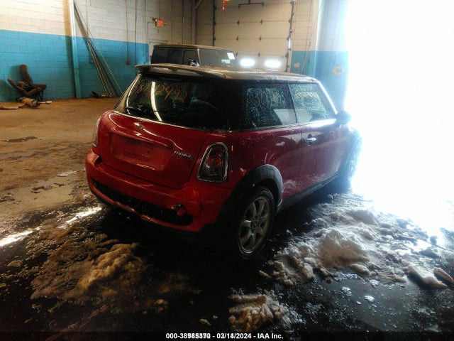 2010 MINI COOPER S WMWMF7C51ATZ74373 Photo 3