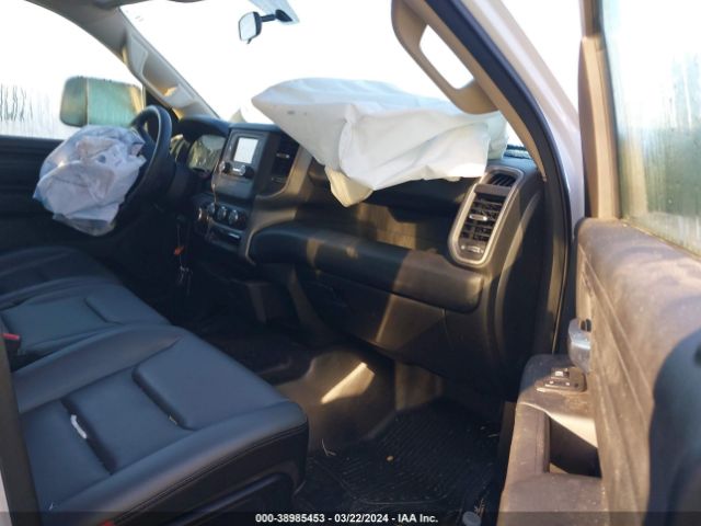 2020 RAM 1500 1C6SRECGXLN385960 Photo 4