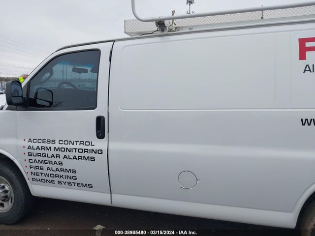Chevrolet Express 2500 Work Van 2016 1GCWGAFF2G1235026 Image 14