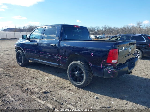 1C6RR7KG8JS306585 RAM 1500 Tradesman  4x4 5'7 Box