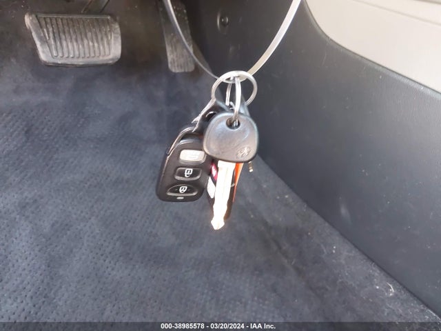Hyundai ELANTRA SE 2018 5NPD74LF6JH215942 Image 11
