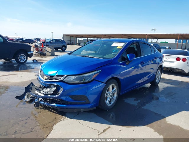 Chevrolet Cruze Lt Auto 2017 1G1BE5SM9H7214861 Image 2