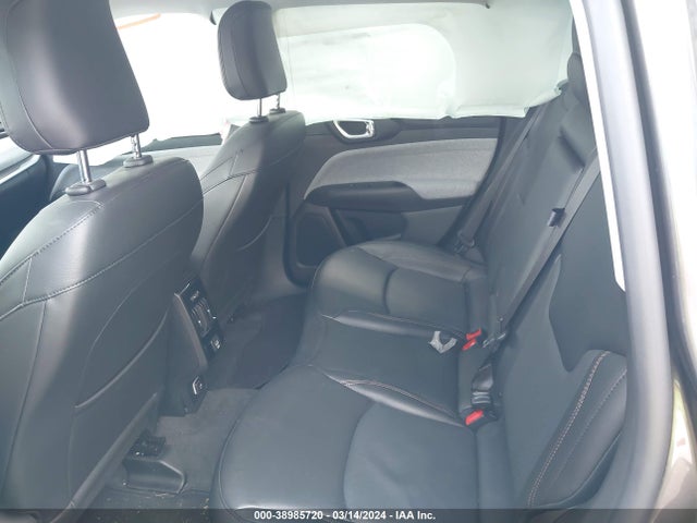 3C4NJDFB6NT204119 Jeep Compass Latitude Lux 4x4