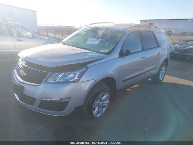 Chevrolet Traverse Ls 2017 1GNKRFED8HJ224370 Image 2