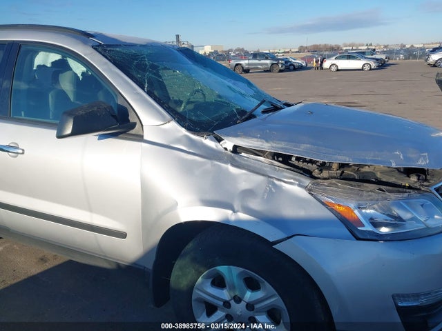 Chevrolet Traverse Ls 2017 1GNKRFED8HJ224370 Image 6