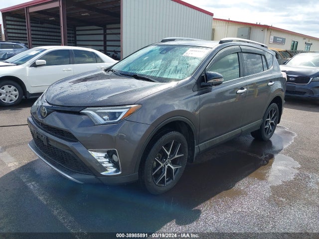 Toyota RAV4 SE 2016 JTMNFREV7GJ076056 Image 2