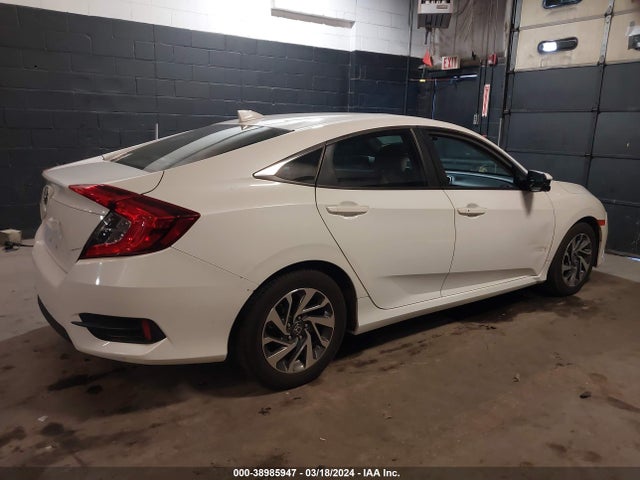 Honda CIVIC EX 2017 2HGFC2F73HH525578 Image 4