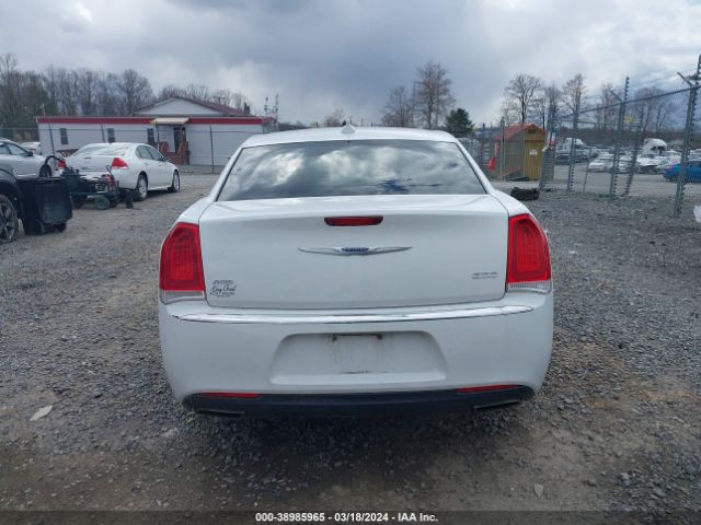 2C3CCAKGXKH560387 Chrysler 300 Limited Awd