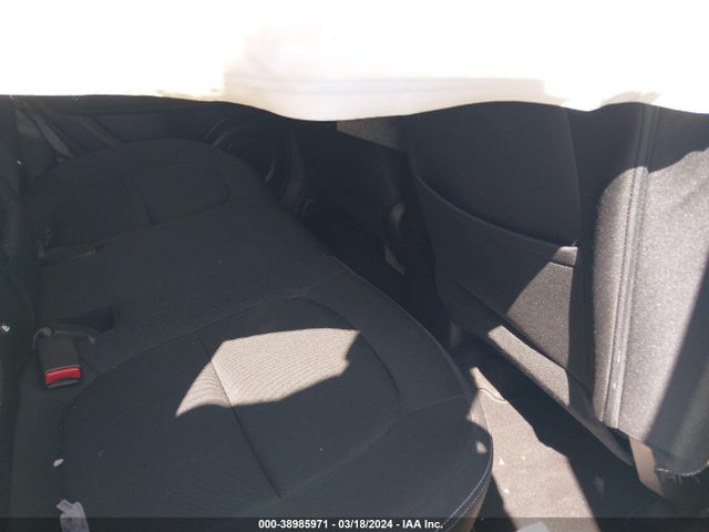 KIA SOUL + 2017 KNDJP3A5XH7451578 Image 8