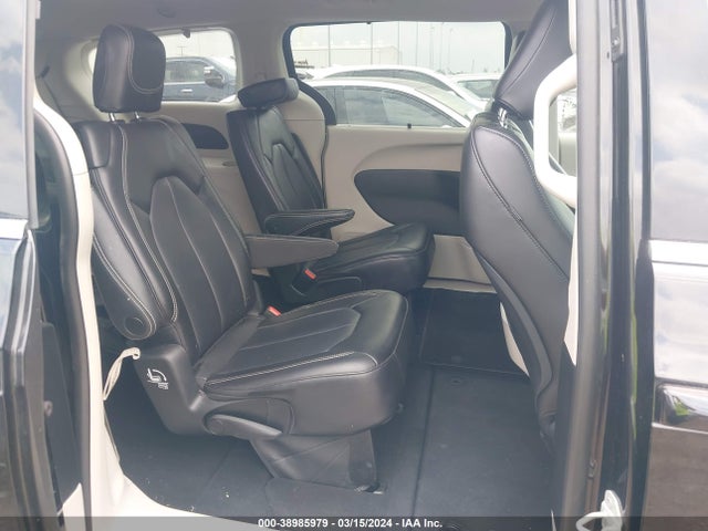 Chrysler Pacifica Touring L 2023 2C4RC1BG5PR534240 Image 8