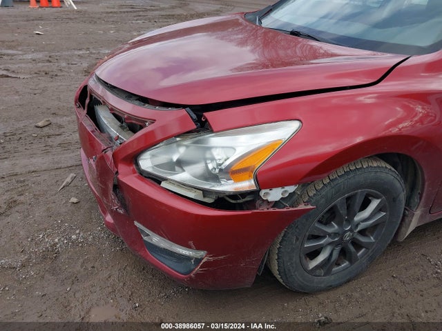 Nissan Altima 2.5 S 2015 1N4AL3AP0FC469367 Image 12