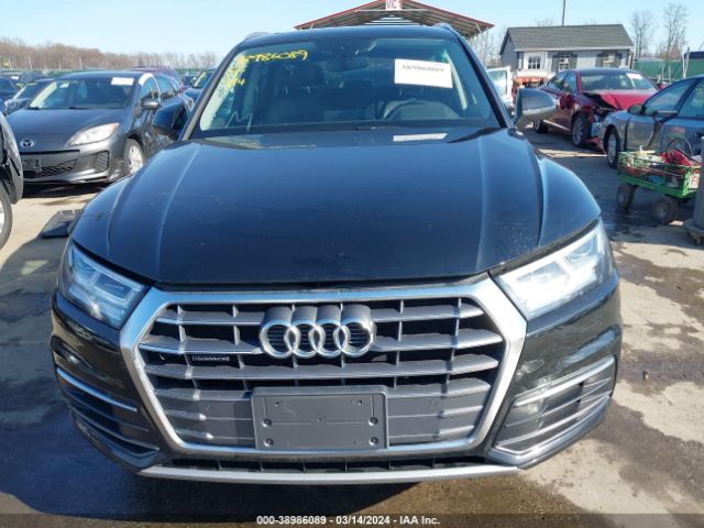 WA1BNAFY7J2104059 Audi Q5 2.0t Premium/2.0t Tech Premium