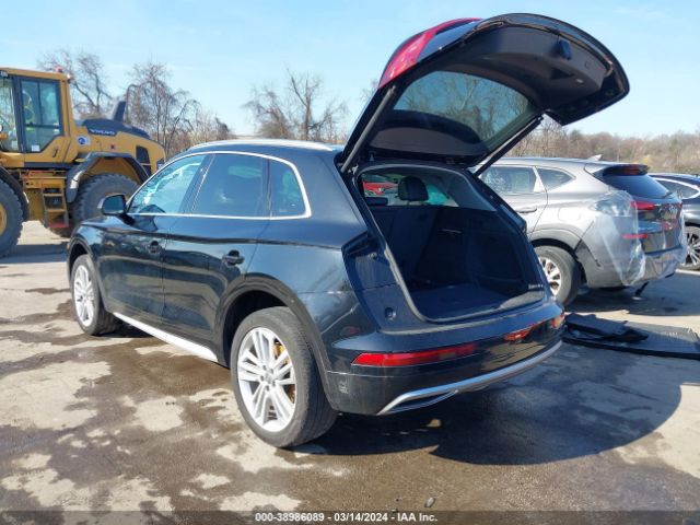 WA1BNAFY7J2104059 Audi Q5 2.0t Premium/2.0t Tech Premium