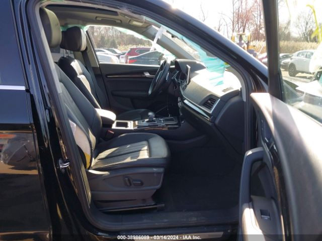 WA1BNAFY7J2104059 Audi Q5 2.0t Premium/2.0t Tech Premium