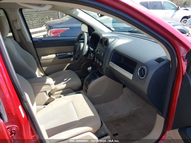 1C4NJCBA3GD743040 Jeep Compass Sport