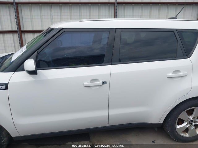 KIA Soul ! 2018 KNDJN2A21J7543402 Image 14