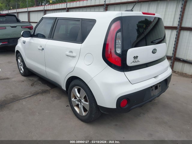 KIA Soul ! 2018 KNDJN2A21J7543402 Image 3