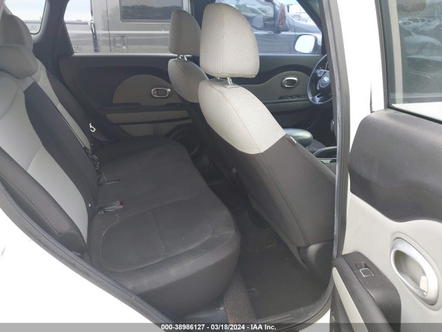 KIA Soul ! 2018 KNDJN2A21J7543402 Image 8