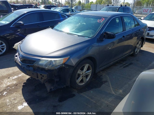 Toyota CAMRY SE 2014 4T1BF1FK2EU428198 Image 2