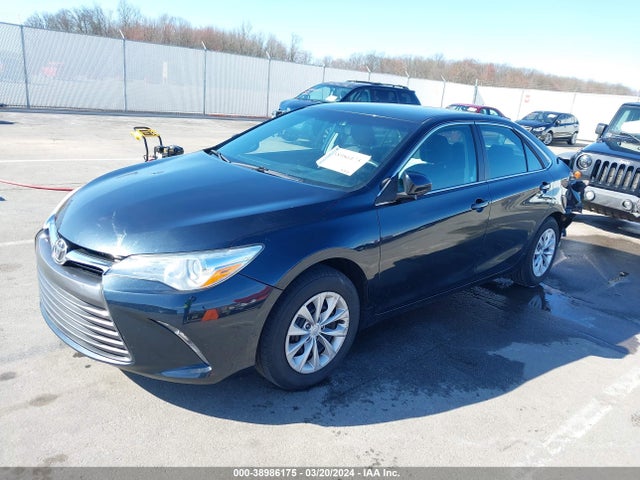 Toyota CAMRY LE 2016 4T4BF1FK4GR562249 Image 2