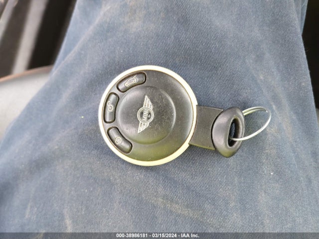 2007 MINI COOPER WMWMF33547TT57826 Photo 10