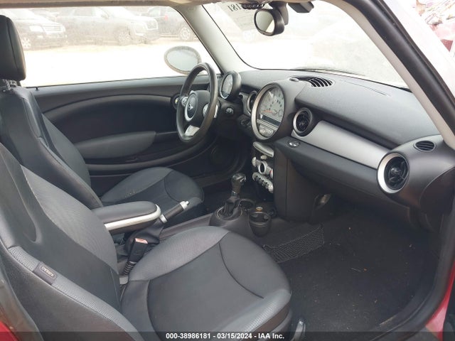 2007 MINI COOPER WMWMF33547TT57826 Photo 4
