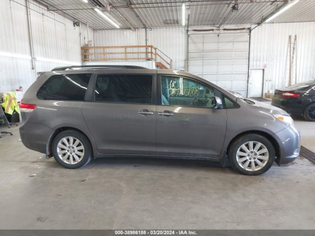 5TDDK3DC5ES074665 Toyota Sienna Limited 7 Passenger