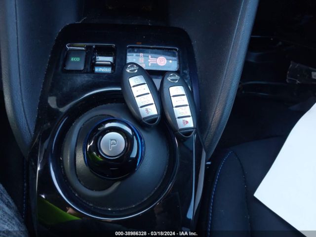 1N4BZ1CPXKC317353 Nissan Leaf Sv Plus