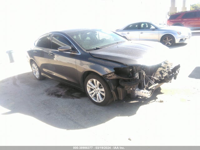 2016 Chrysler 200 Limited მანქანა იყიდება აუქციონზე, vin: 1C3CCCAB0GN142680, აუქციონის ნომერი: 38986377