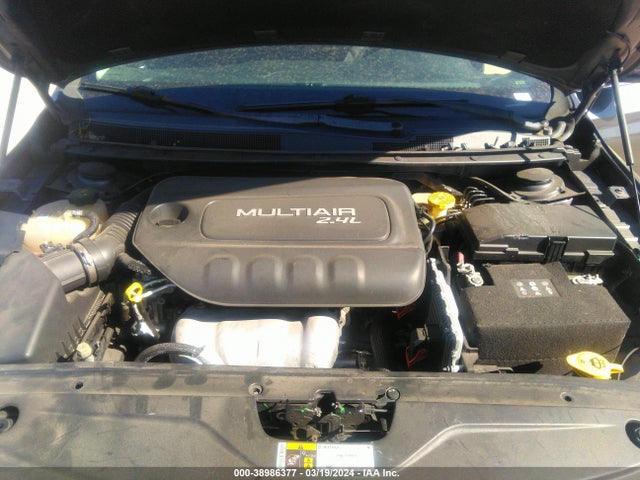 2016 Chrysler 200 Limited მანქანა იყიდება აუქციონზე, vin: 1C3CCCAB0GN142680, აუქციონის ნომერი: 38986377