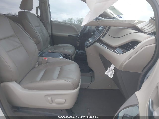 Toyota Sienna Xle 8 Passenger 2017 5TDYZ3DC2HS821396 Image 5