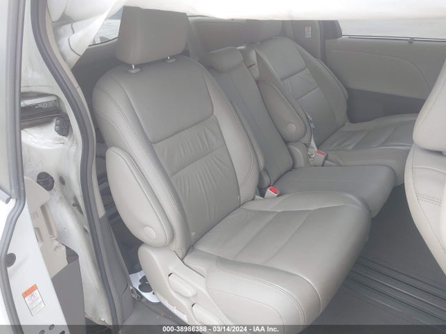 Toyota Sienna Xle 8 Passenger 2017 5TDYZ3DC2HS821396 Image 8