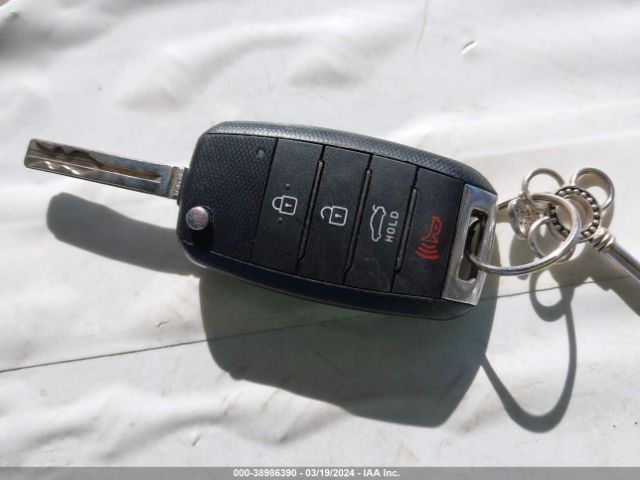 KNADM4A3XG6573482 KIA RIO LX