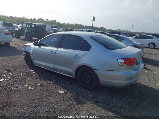3VW2K7AJ1EM425795 Volkswagen Jetta 2.0l S