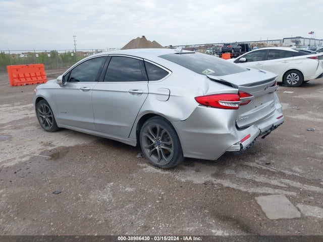 Ford Fusion Hybrid Titanium 2019 3FA6P0RU1KR272920 Image 3