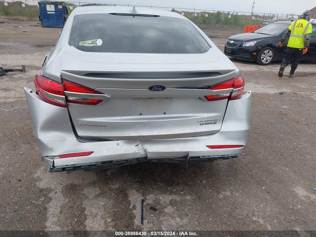 Ford Fusion Hybrid Titanium 2019 3FA6P0RU1KR272920 Image 6