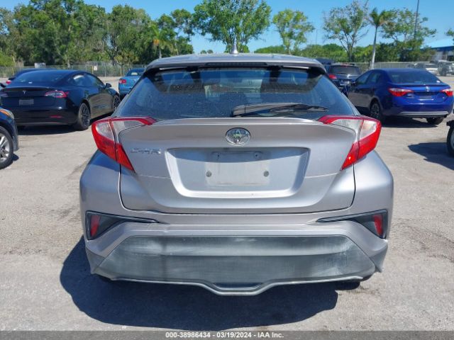 NMTKHMBX3KR078287 Toyota C-HR XLE