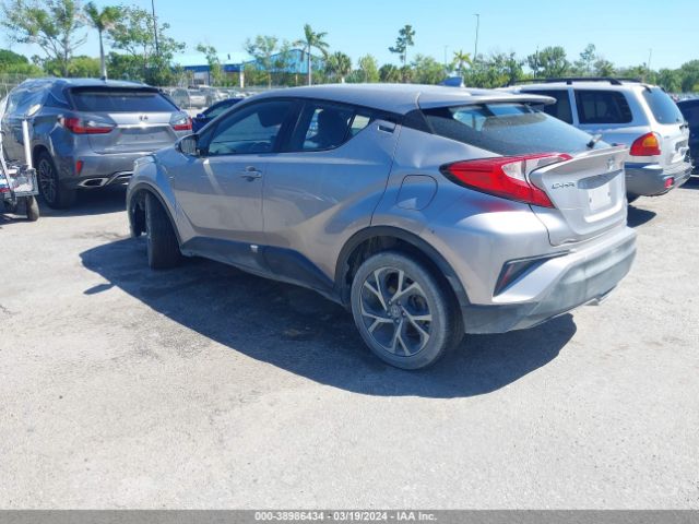 NMTKHMBX3KR078287 Toyota C-HR XLE