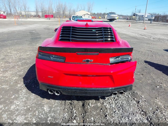 Chevrolet CAMARO 2SS 2018 1G1FH1R77J0153834 Image 15