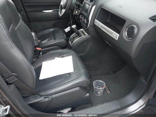 1C4NJDEB9FD131031 Jeep Compass High Altitude Edition