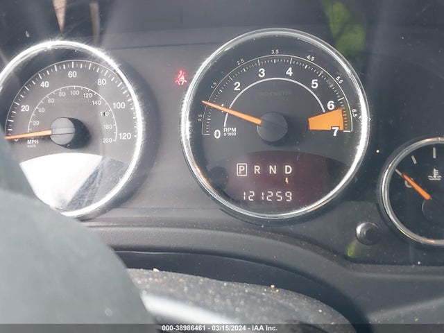 1C4NJDEB9FD131031 Jeep Compass High Altitude Edition
