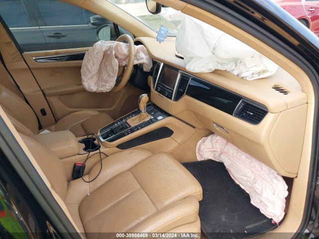 2015 PORSCHE MACAN WP1AB2A53FLB56284 Photo 4