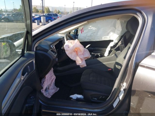 3FA6P0LU9KR261754 Ford Fusion Hybrid Se