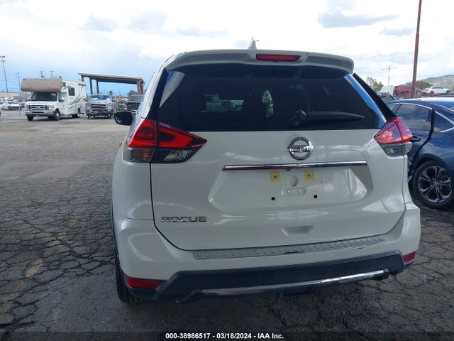 Nissan ROGUE S 2018 KNMAT2MT8JP589139 Image 16
