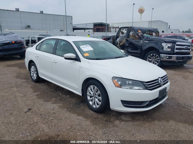 2014 1VWAT7A35EC100840 main image