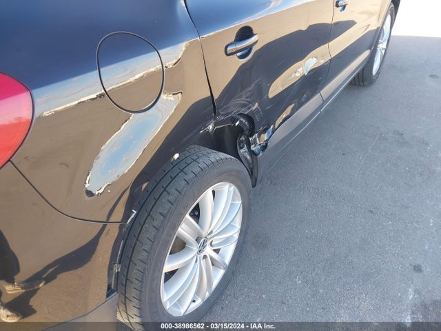 WVGBV7AX6HK021607 Volkswagen Tiguan 2.0t/2.0t S