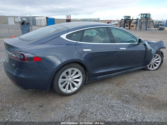 Tesla Model S 100d/75d/p100d 2018 5YJSA1E25JF275467 Image 4